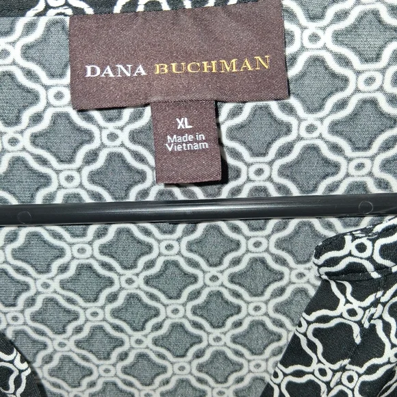 Dana Buchman Black and White Geometric Button-Front Blouse - Picture 2 of 3